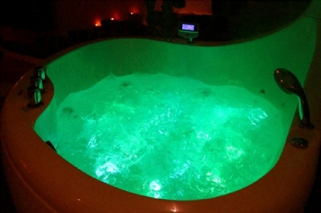 Enjoy a lovely bubble bath together. Enjoy a lovely bubble bath together.